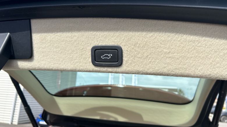 Volvo Xc60 D5 [220] SE Lux Nav 5dr AWD Geartronic Diesel Estate